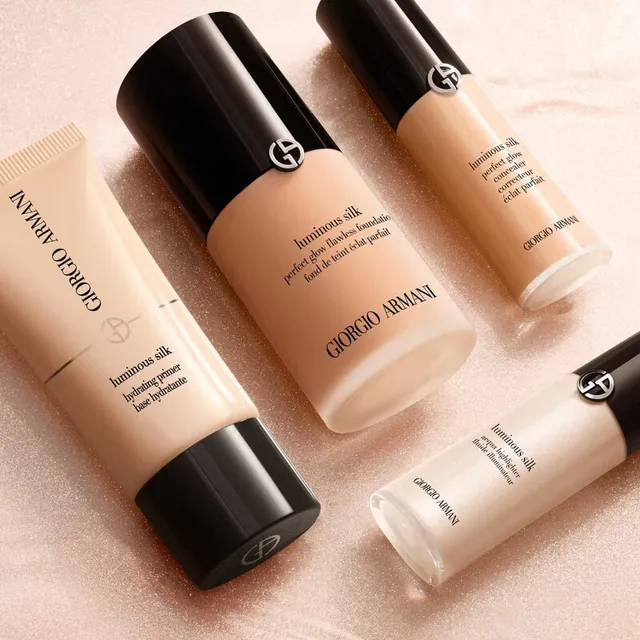 Luminous Silk Acqua - Highlighter – image 7