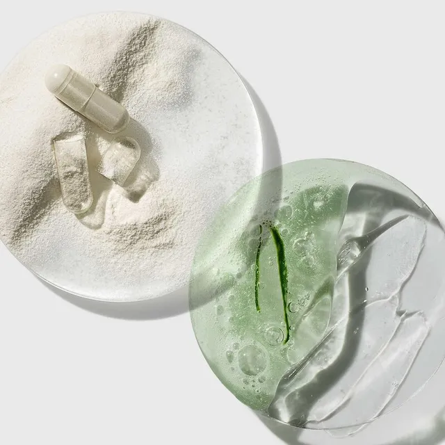 مرطب مويستشر سيرج™ الشفاف بمعامل حماية من الشمس SPF 25 – صورة 8