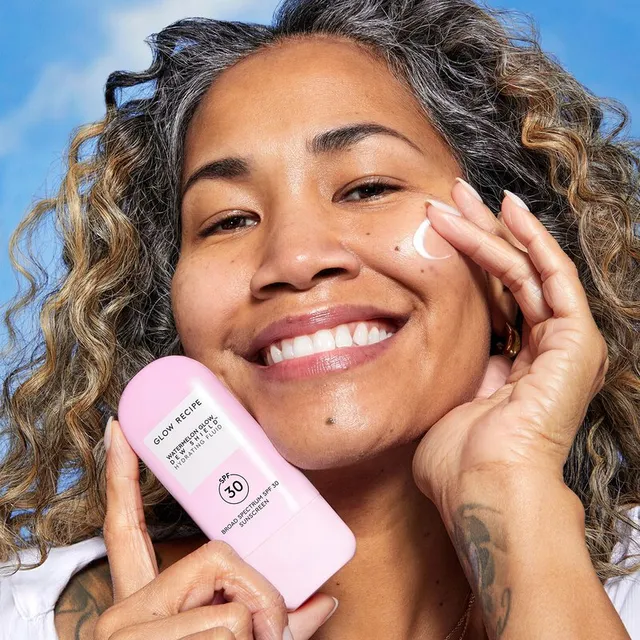 كريم ديو شيلد للحماية من الشمس بتركيبة سائلة مرطّبة ومُعامل حماية SPF 30 – صورة 6