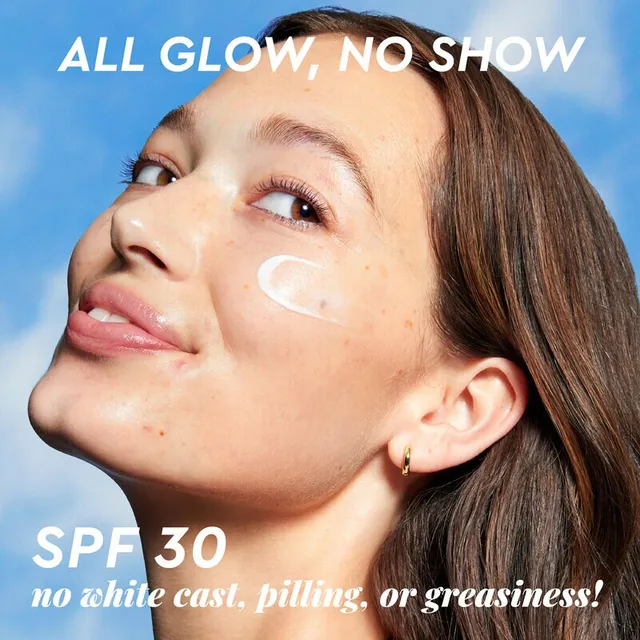 كريم ديو شيلد للحماية من الشمس بتركيبة سائلة مرطّبة ومُعامل حماية SPF 30 – صورة 7
