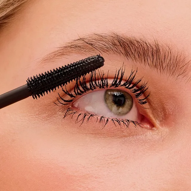 BADgal BANG! Volumizing Mascara Travel Size – image 2