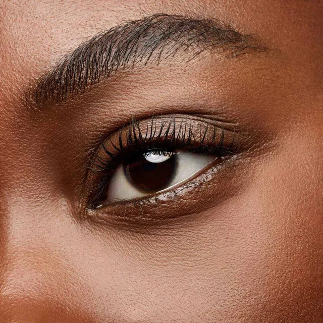 Mascara Volume Effet Faux Cils Radical – image 4