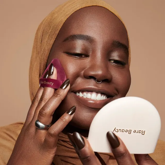 Soft Touch Powder Puff – image 4