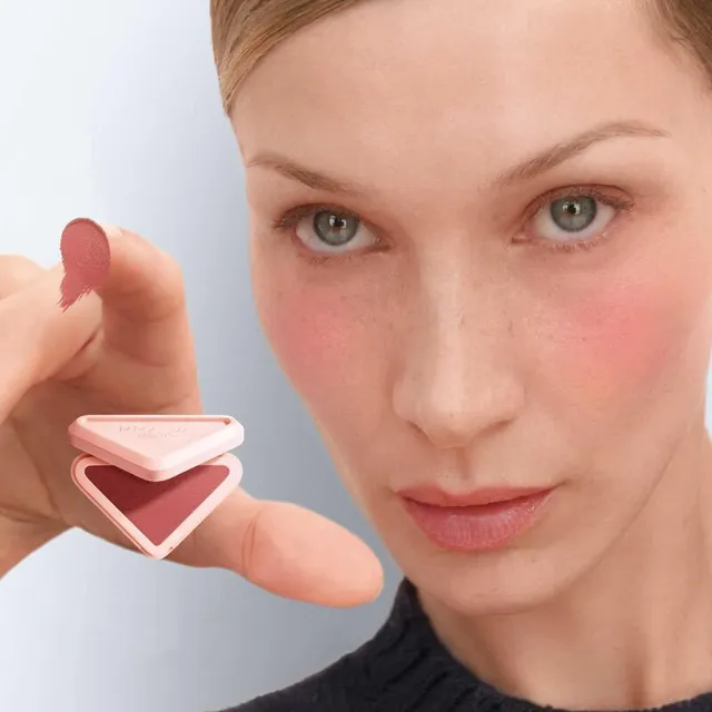 Touch Cream-to-Powder Color – image 6