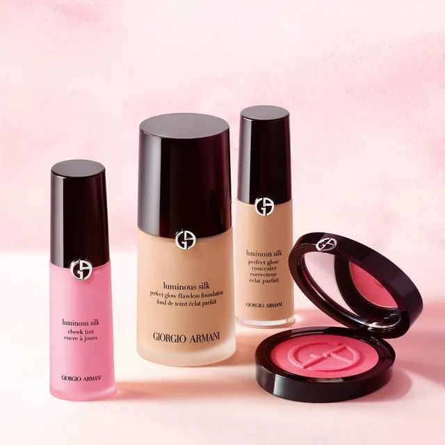 Luminous Silk Cheek Tint – image 9