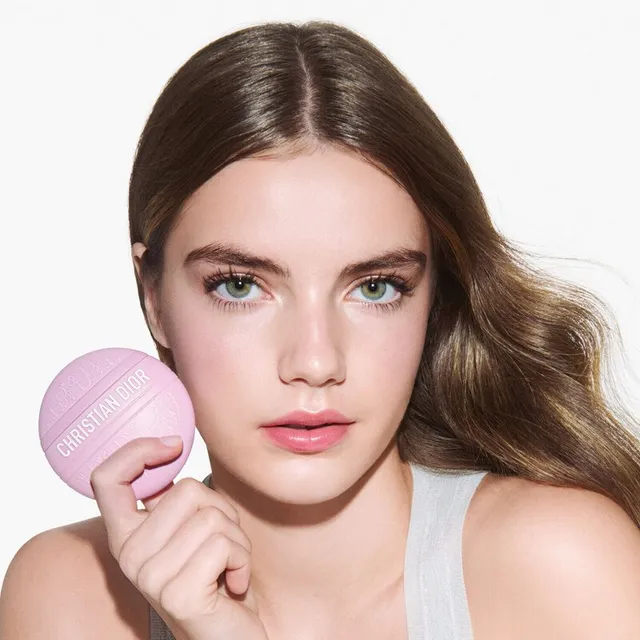 Le Baume – Limited Edition Multi-Use Repairing Balm – image 4