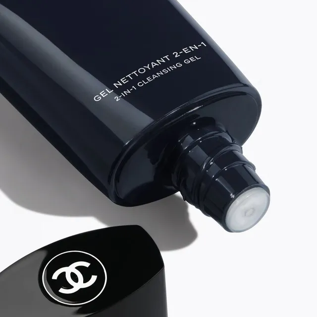 BLEU DE CHANEL - 2-In-1 Cleansing Gel – image 2