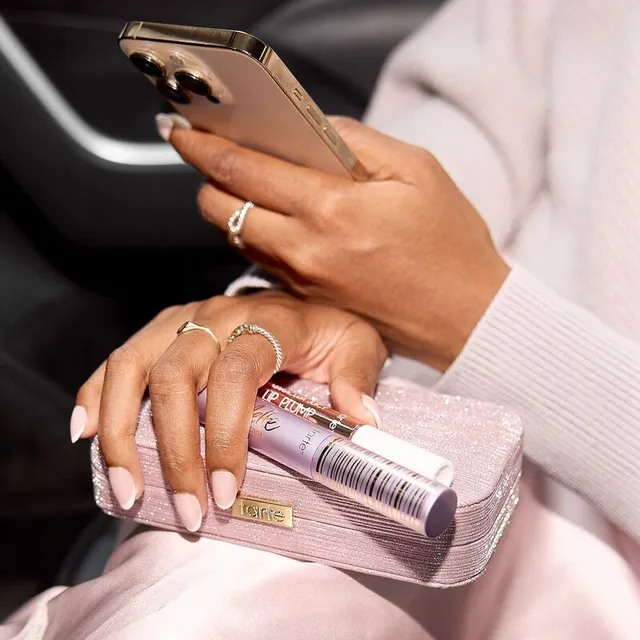 eyes on me mascara & liner clutch – صورة 6