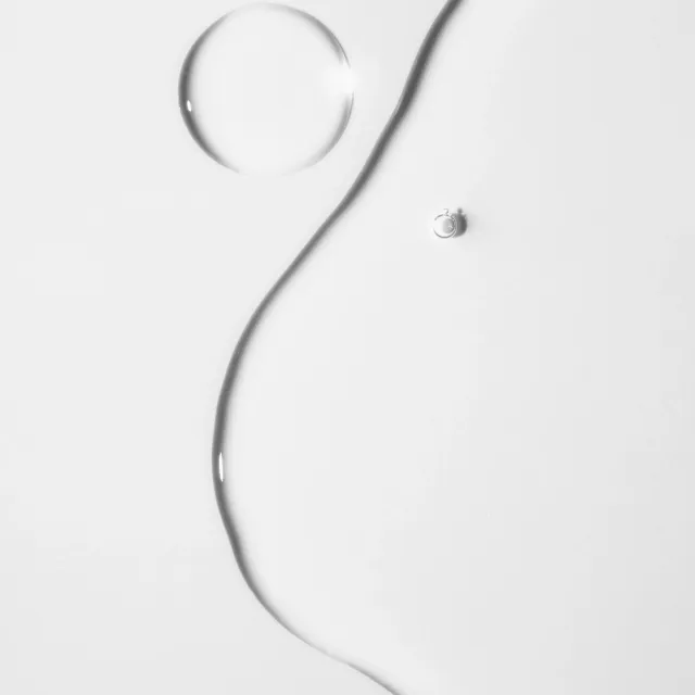 Hyaluronic Acid Serum – image 3