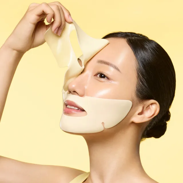 Cryo Rubber™ Brightening Mask with Niacinamide – image 2