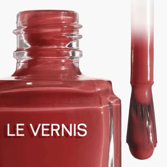 LE VERNIS DE CHANEL - Nail Colour – image 2