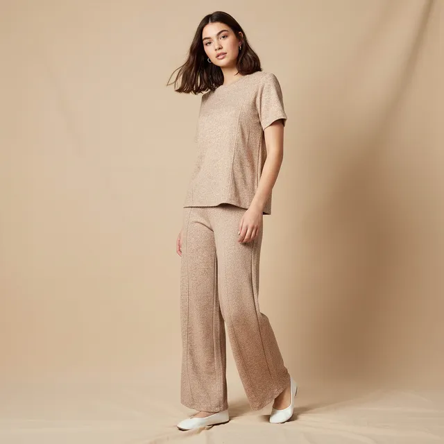 تيشيرت بقصة عادية وملمس مضلع بارز – صورة 3