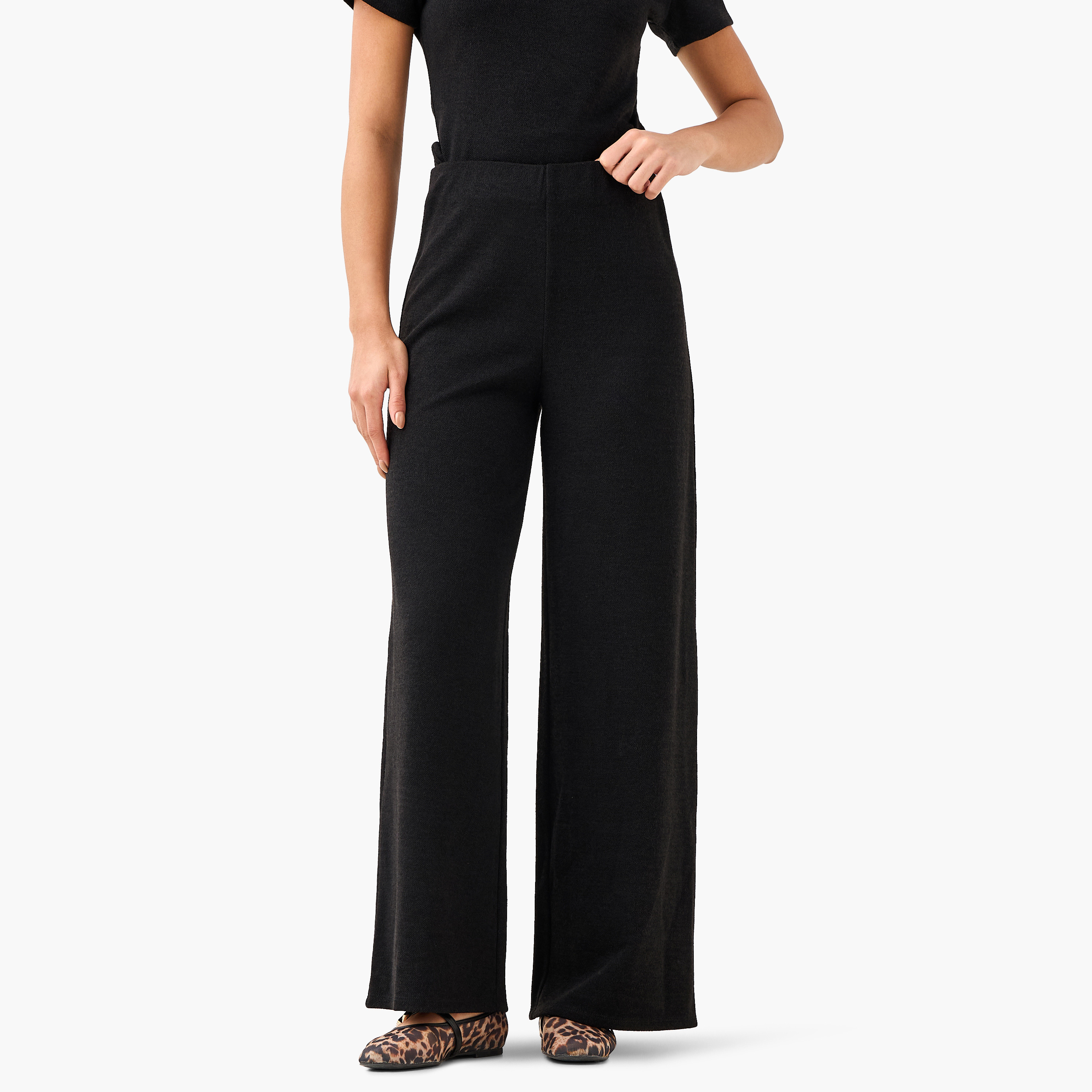 Relaxed Fit High-Rise Textured Pants