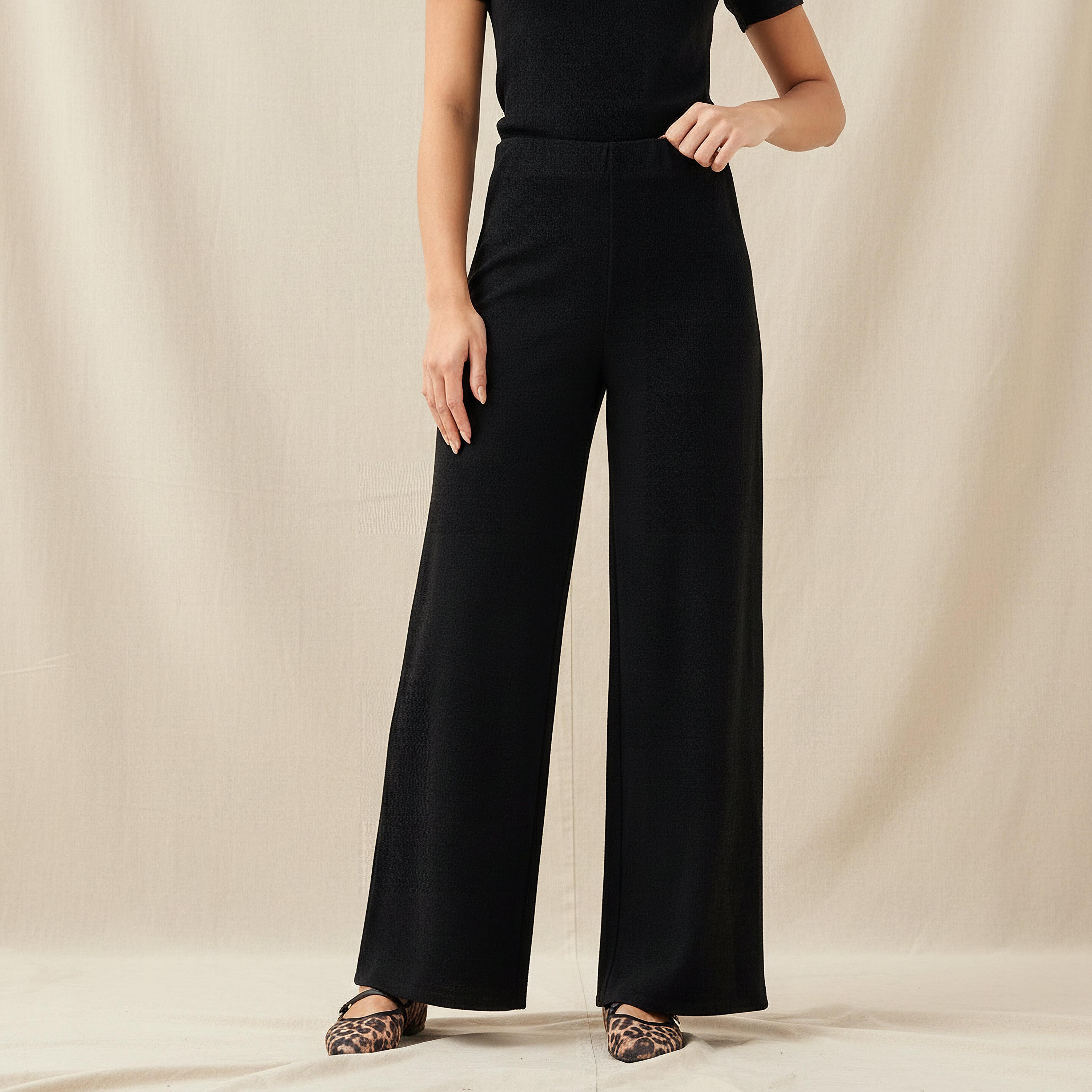 Relaxed Fit High-Rise Textured Knit Pants
