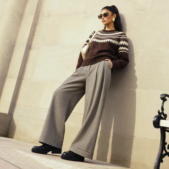 Splash Youth Textured Crew Neck Sweater