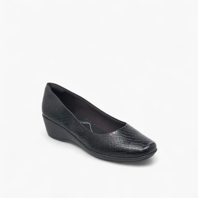 Piccadilly Textured Slip-On Wedge Ballerina Shoes – image 2