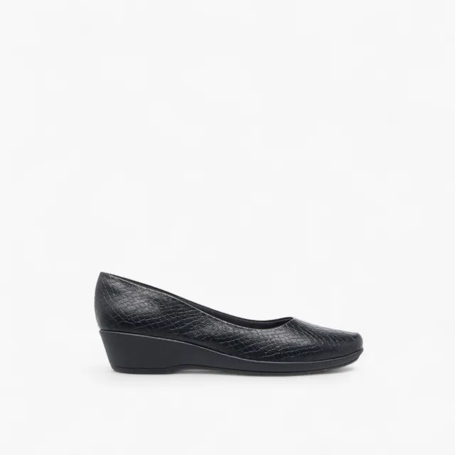 Piccadilly Textured Slip-On Wedge Ballerina Shoes – image 3