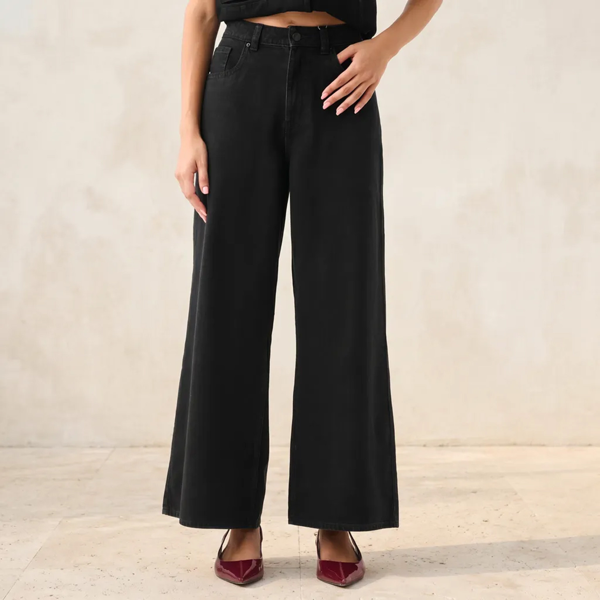 Denim Wide Leg Mid-Rise Cotton Jeans