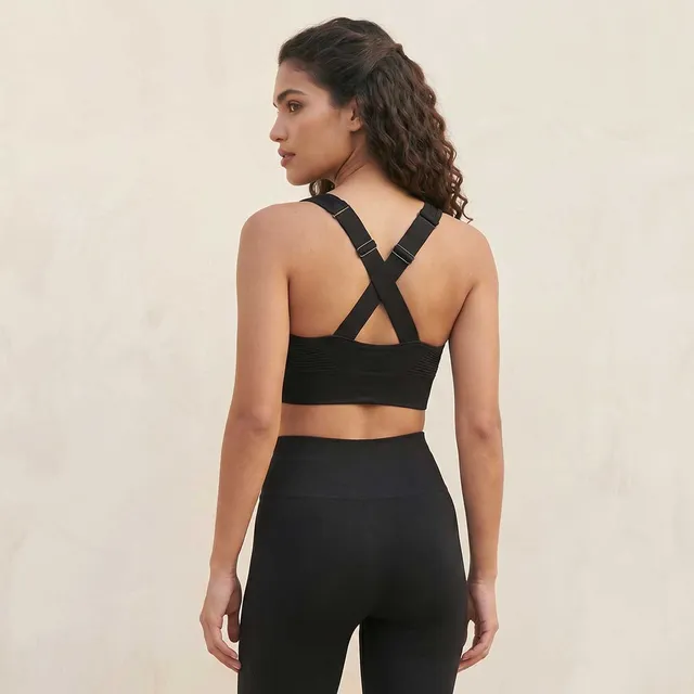 Seamless 4-Way Stretch Sports Bra – image 4