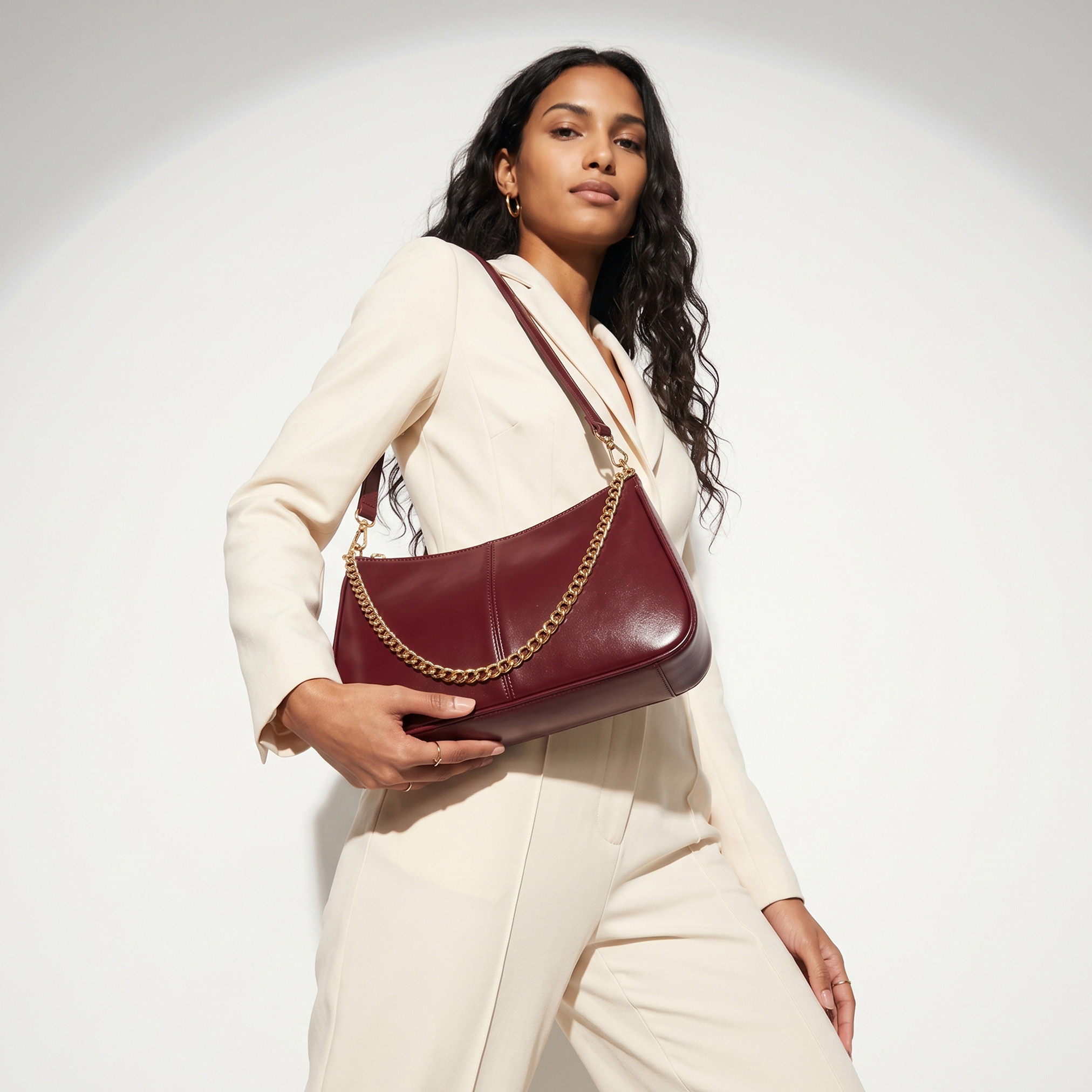 Chain Detail Shoulder Bag with Zip Closure