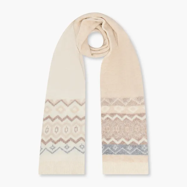 Scarf with Fair Isle Pattern