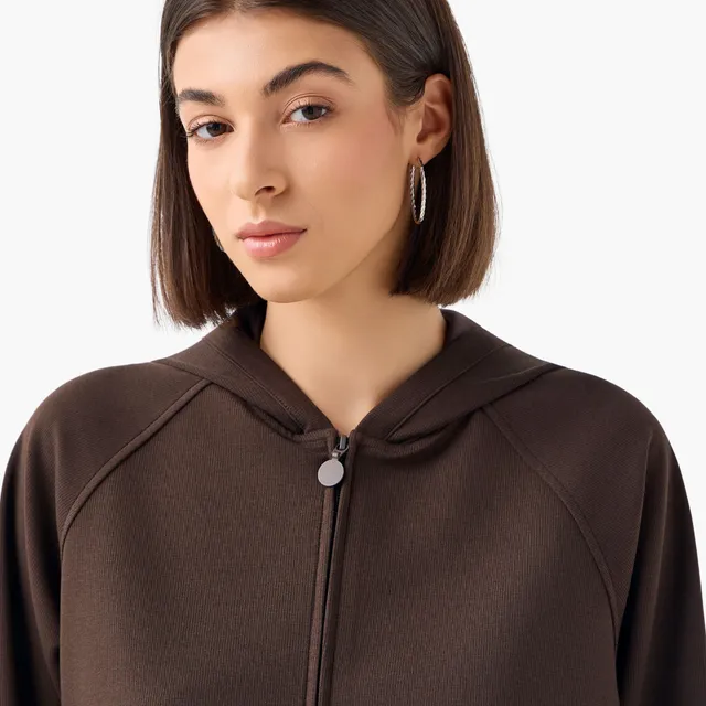 Hoodie with Ribbed Design – image 5