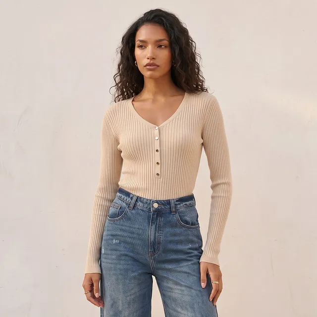 Splash Basic Ribbed V-neck Sweater