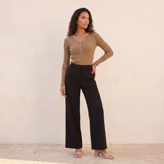 Splash Basic Ribbed V-neck Sweater – image 6