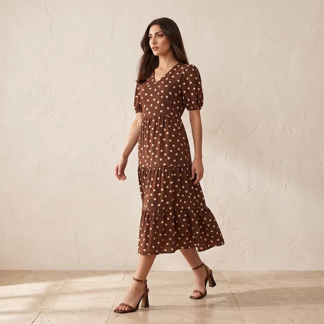 Splash Fav Tiered Midi Dress with Polka Dot Print