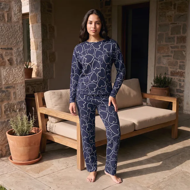 Pyjama Set Heart Textured Top & Trousers – image 4