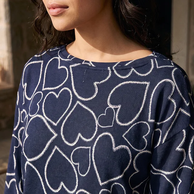 Pyjama Set Heart Textured Top & Trousers – image 6