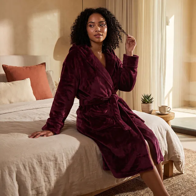 Splash Intimates Knee Length Plush Robe