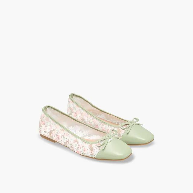Women Floral Embroidered Ballerina Shoes