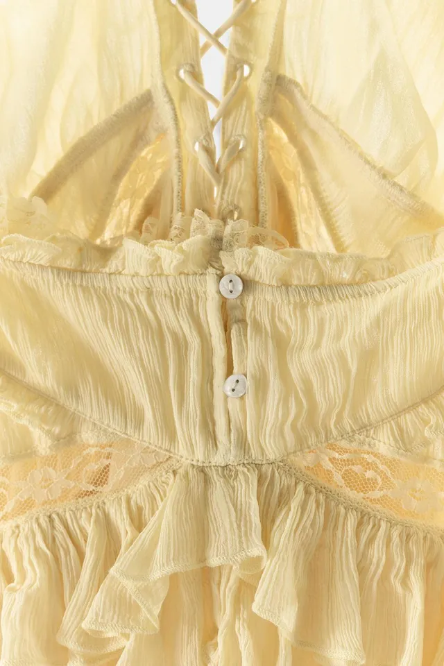 Short Halter Neck Dress with Ruffles and Lace Appliqué – image 8