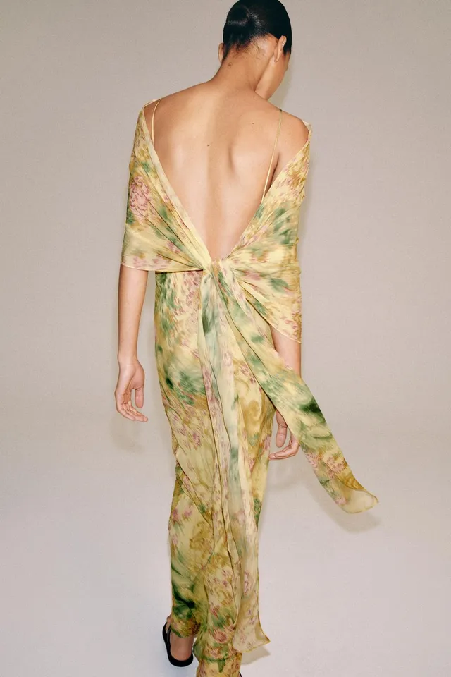 Printed Viscose Blend Dress with Front Bow and Open Back – image 10