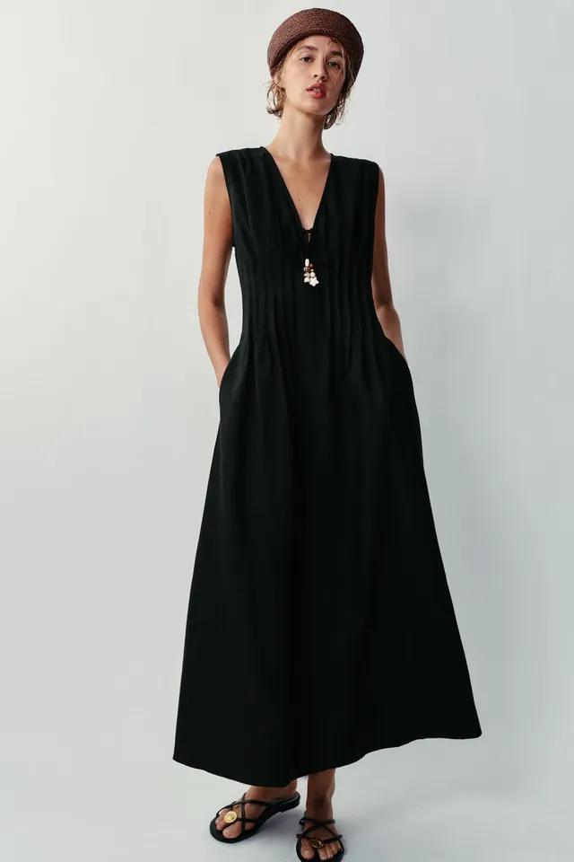 Linen Blend Pin Tuck Midi Dress