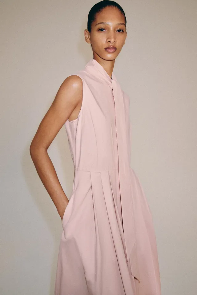 Cotton High-Neck Sleeveless Dress with Front Pleat and Side Pockets – image 5