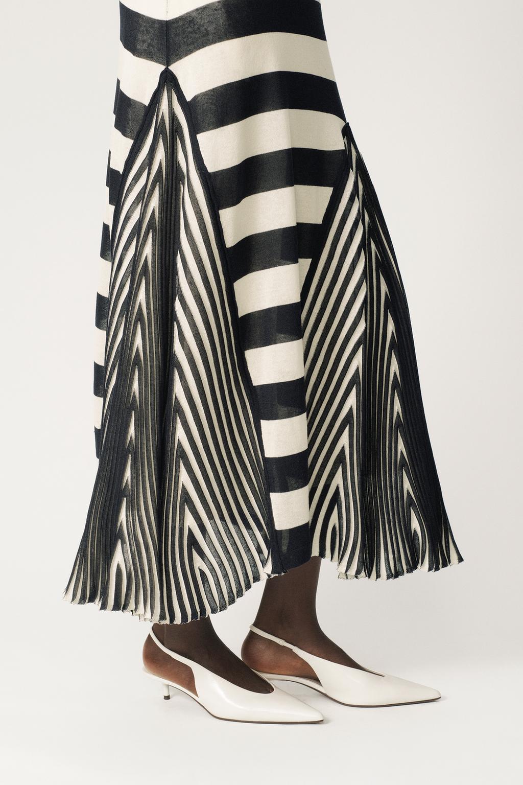 فستان مخطط - THE ITEM ZARA WOMAN