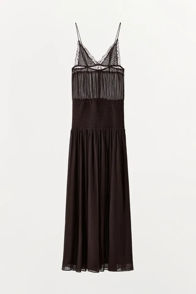 Long V-Neck Lace Appliqué Dress with Thin Straps and Lining – image 9