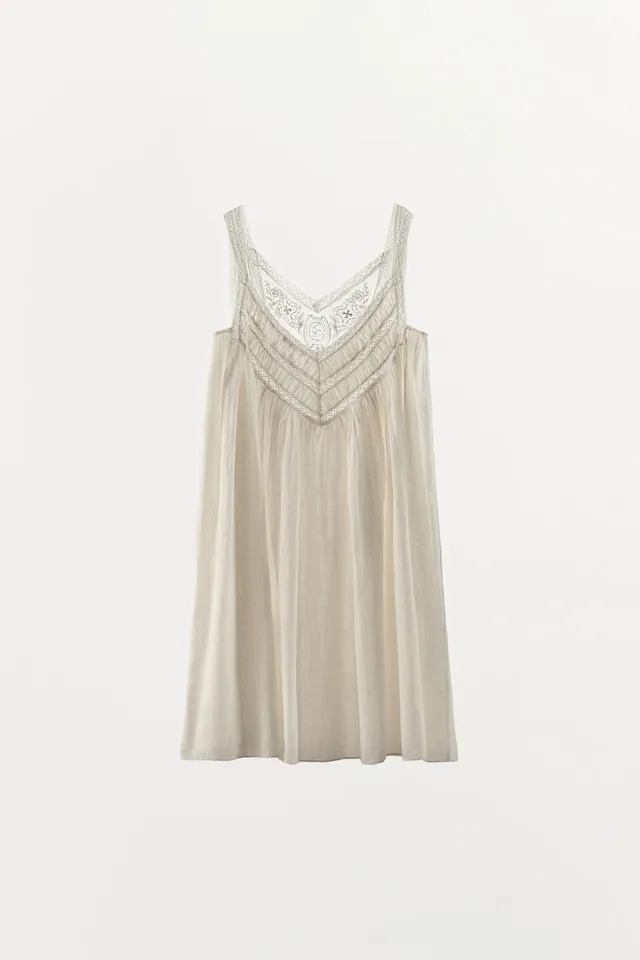 V-Neck Floral Embroidered Pleated Cotton Dress with Lace Appliqué – image 14