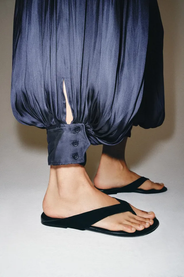 Satin Halter Jumpsuit with Open Back and Cuffed Hem – image 4