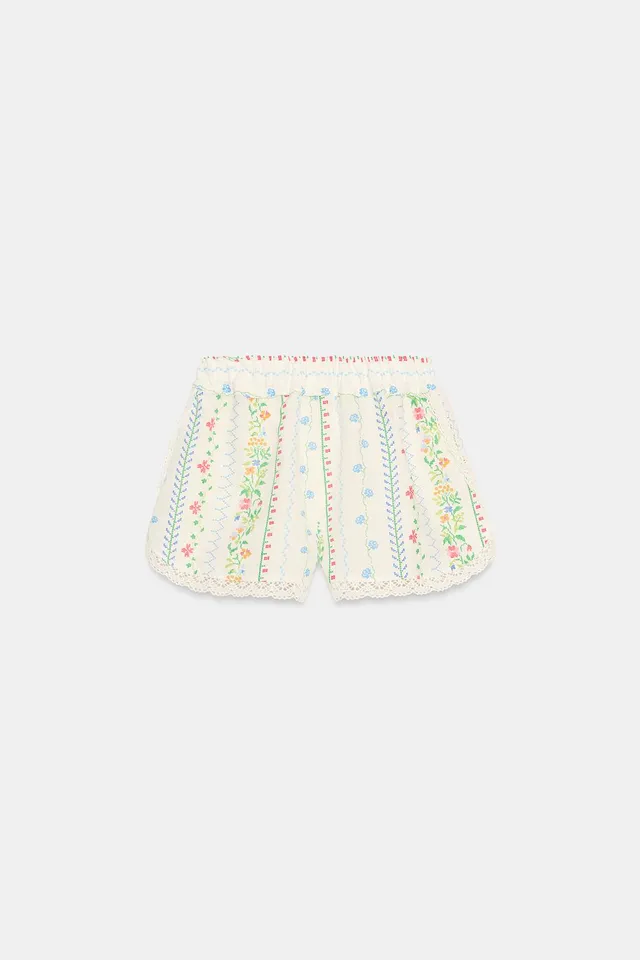 Lace Trimmed Low-Rise Pull-On Shorts with Side Vents – image 8