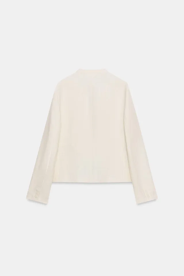 100% Linen Blazer with Faux Welt Pockets and Matching Buttons – image 7