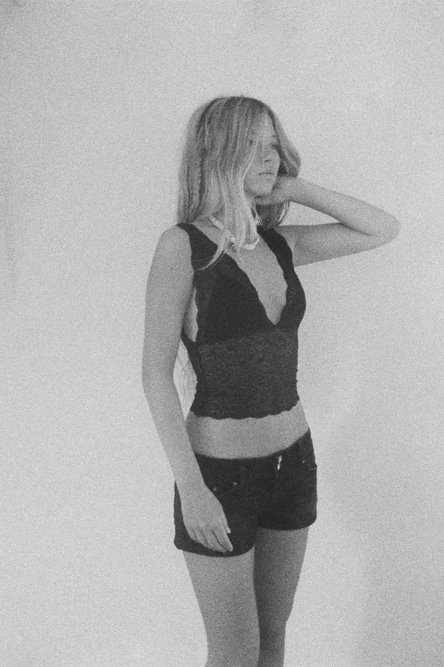 Lace Crop Top – image 2