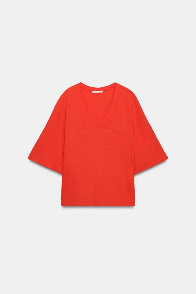 V-neck T-shirt – image 5