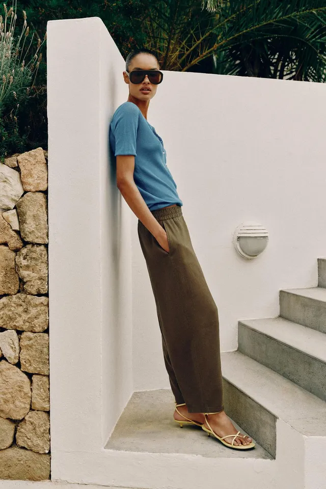 Linen Blend Elastic-Waist Tapered Ankle Trousers – image 4