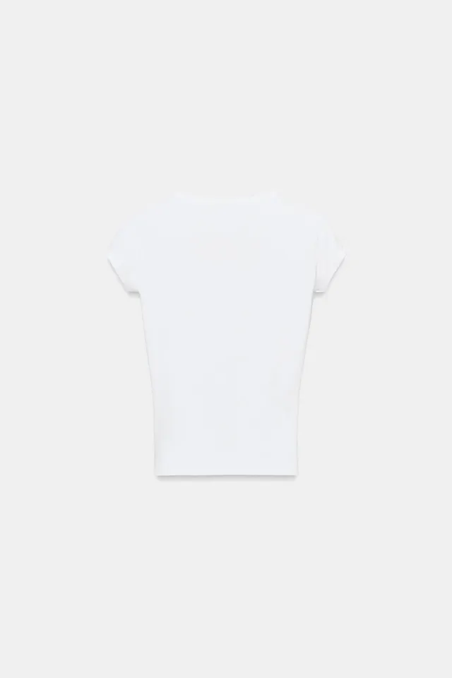 V-Neck T-Shirt – image 5