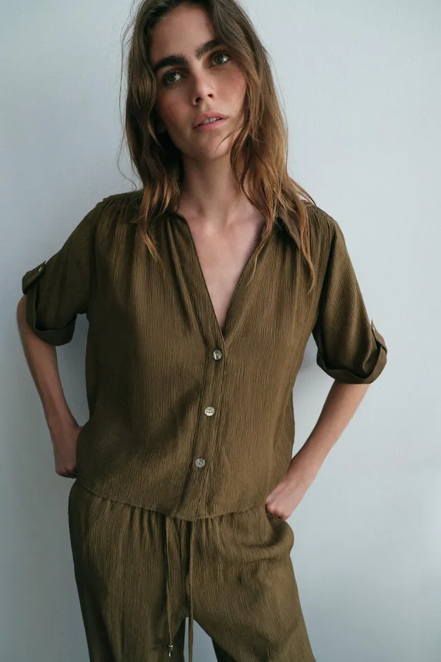 Flowing Short Sleeve Shirt – image 2