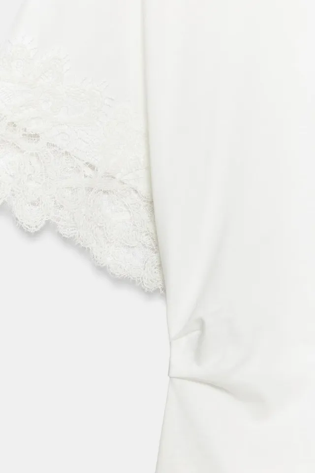 Asymmetric Lace Detail Cotton T-Shirt – image 8