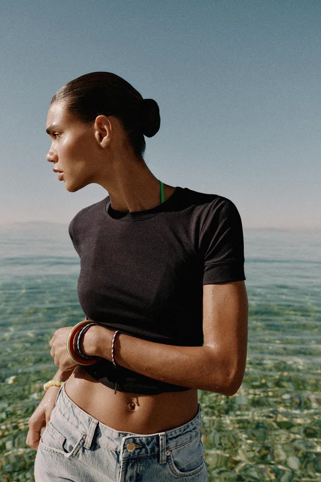 Minimalist Short Sleeve T-Shirt – image 2